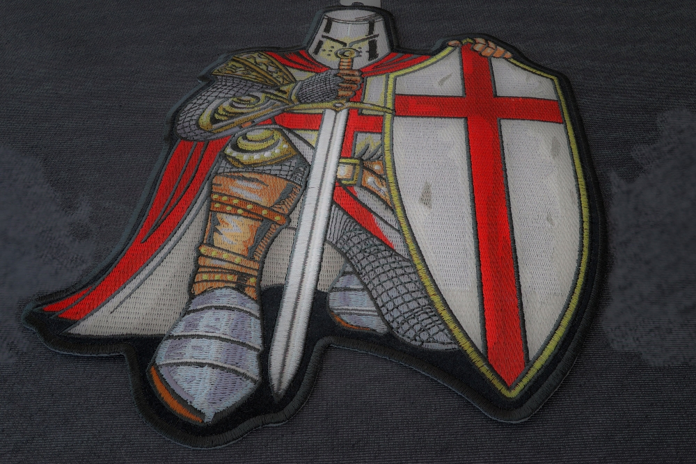 Red Kneeling Knight Patch